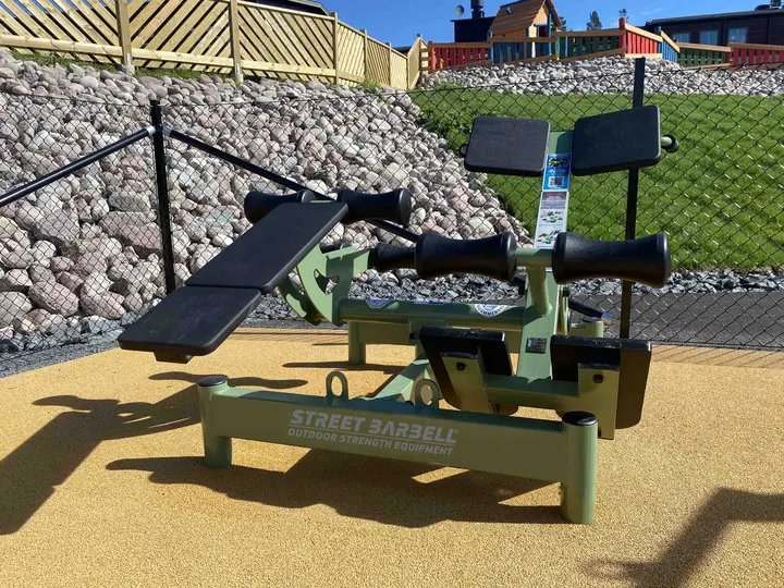 StreetBarbell machines in colour